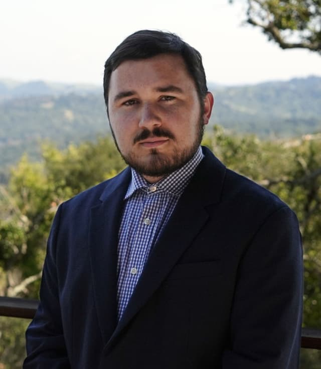 Brett Dow